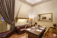 Hotel Cavour - 3-Star