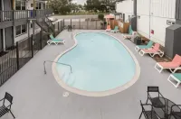 Ramona Valley Inn - Pools