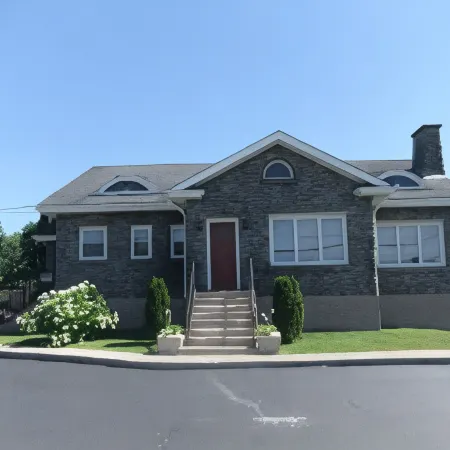 Stonehouse Motel and Restaurant
