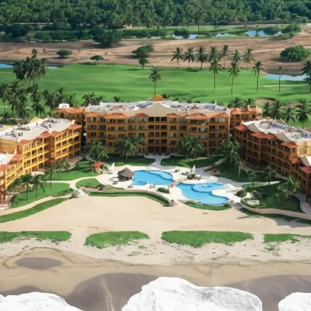 Las Villas Hotel & Golf by Estrella del Mar