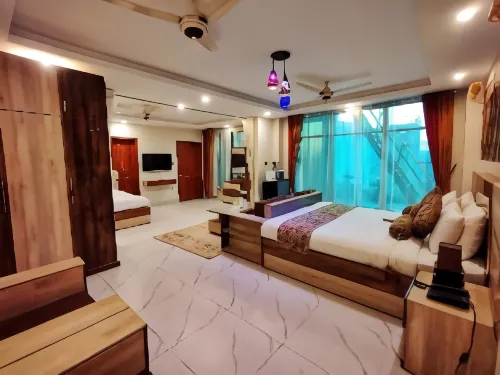 Swat Hilton Hotel by Khan Familia Travels - 3-Star