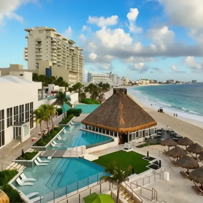 The Westin Cancun Resort Villas & Spa Hotels near El Rey mayan ruins