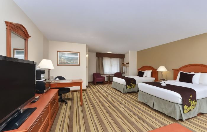 AmericInn by Wyndham la Crosse Riverfront Conference Center