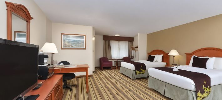 AmericInn by Wyndham la Crosse Riverfront Conference Center Hotele w: La Crosse