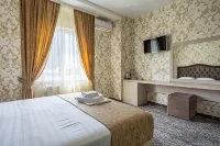 Semily Guest House - Inns