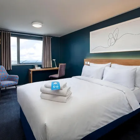 Travelodge London Raynes Park Отели рядом с достопримечательностью «Уимблдон»