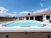 7x4綠洲別墅，配恆溫泳池 + Spa + 戶外生活空間 + 停車位充足 - Villa