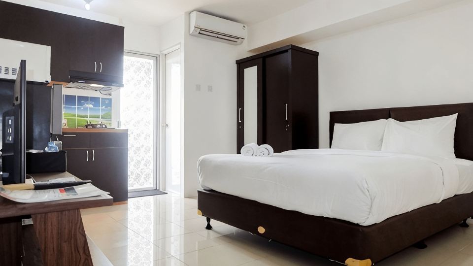 New Studio at Bassura City Apartment Near Shopping Mall by Travelio