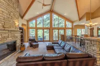 River Bend on Fall River - Riverfront property! - ジャグジー