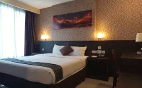 Grand Hawaii Hotel