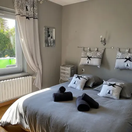 VILLA Sea view, Swimming pool, 50 m from the beach