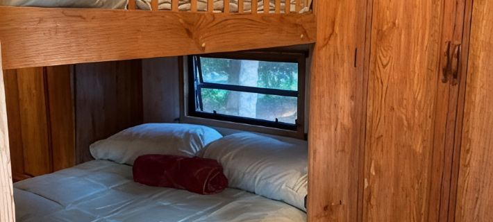 Hideaway!! less than a mile to the acres Hotels in Wayne County
