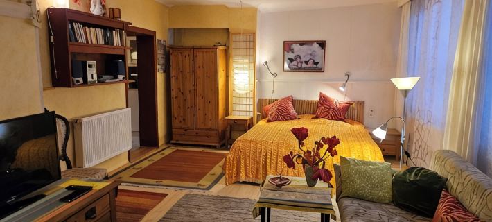 Living in a separate cottage/apartment in the old town of Goslar Hotels in Goslar