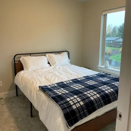 Private 1Bed 1Bath Guest Suite w/ 1 Parking Spot minutes from Edgefield