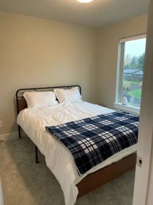 Private 1Bed 1Bath Guest Suite w/ 1 Parking Spot minutes from Edgefield - 무료 와이파이