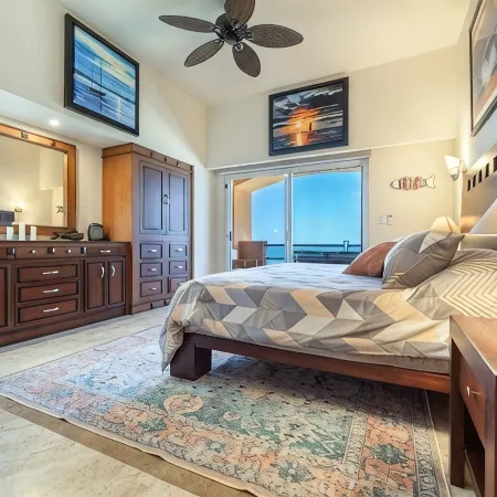 Beautiful waterfront one bedroom condo with great views of the Sea of Cortez