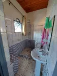 Cozy Double Room with Workspace and Private Bath in Kigali - บังกะโล