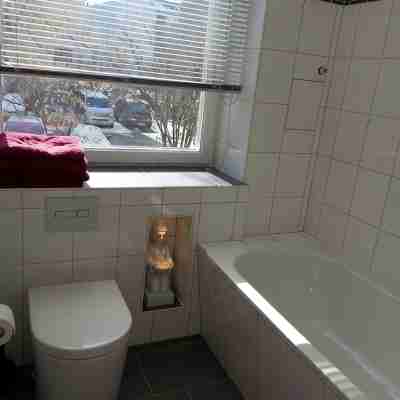 Central, quiet, bright holiday apartment near Kuhdamm - Nollendoftplatz Rooms