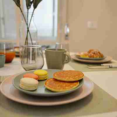 Luxury Central Apartment near the port [Corso Marconi Boutique Apartment] Dining/Meeting Rooms
