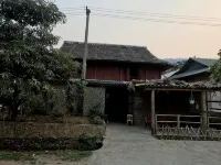 Ban Buoc Homestay - Hostel - بيوت الشباب