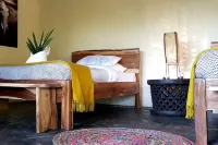 Central Street 9680 - spa