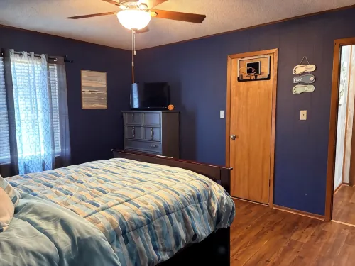 Cozy Cabin at Possum Kingdom Lake. Close to Rocker B Ranch & Local Music Venues. - Homestays