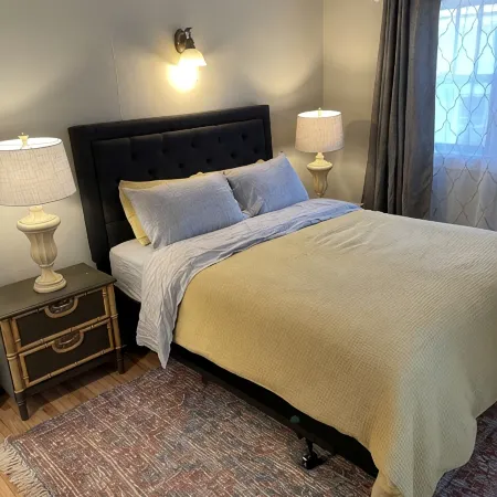 Charming 3 bed 1 bath home. 1 block to St. Mary's. 10 min walk to Mayo downtown.