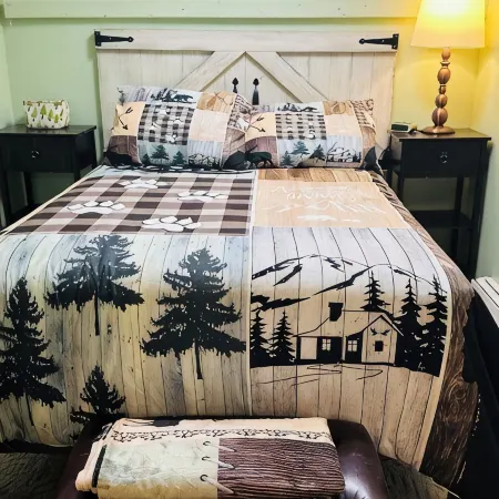 Bear Valley Cabin, a  beautiful secluded oasis 4 a Romantic or family getaway.