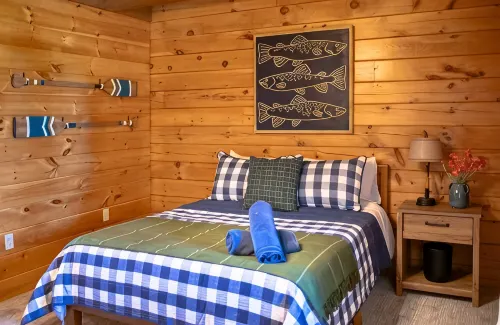 Poconos True Log Cabin with Views, Hot Tub & Game Room - 3-Star
