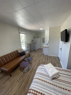 Downtown Colorado Springs Studio - Apartments