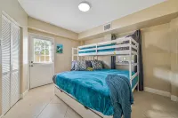 Rivers Edge Oasis, Our Secluded Paradise-Sleep 21+ "NEW LISTING" - Homestays