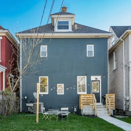 Downtown Columbus Historic Luxury Home - Sleeps 14, Near OSU & Convention Center