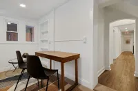 6 Bedrooms - Stunning Remodel, Heart of Downtown Denver - บังกะโล
