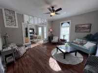 Charming 3-bedroom Craftsman house in delightful Willow Springs, MO - 3-Star