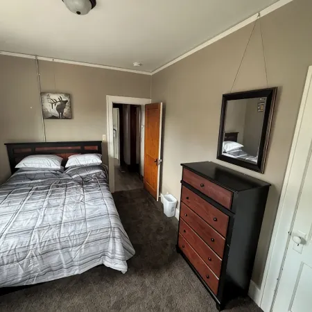 One block from downtown One bed one bath with extra folded out bed.
