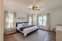 Porch-lovers Paradise! SLEEPS 11-12. Multiple fire pits. Only 0.8mi to boat ramp - 3-Star