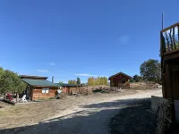 'Wolf Den'-A Perfect Romantic Honeymoon cabin and a Sportsman's Paradise Cabin - Chalets
