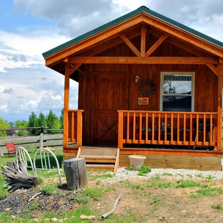 'Wolf Den'-A Perfect Romantic Honeymoon cabin and a Sportsman's Paradise Cabin