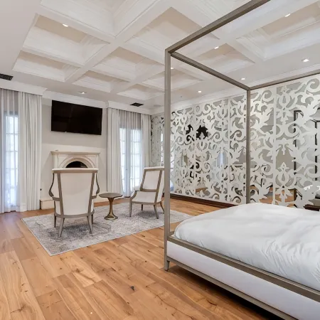 STR 2025 002405 - Tuscan Camelback Mountain Mansion - Close to Everything!!