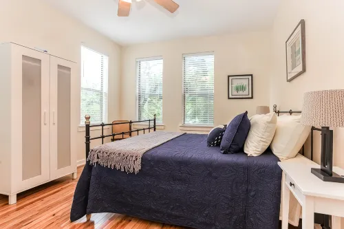 Downtown oasis, walking distance to Capitol, UT, Zilker Park, music venues - บังกะโล