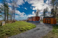 Lake Michigan Tiny Log Cabin - Weekly Rental - Fall Color Dates Available! - Hytter