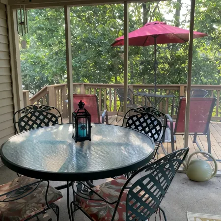 Quiet 3Br Home Near IU Campus - Perfect for Game Days, Lotus, Events & Families