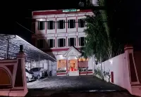 Dragon Palace Hotel Ternate - 2星級