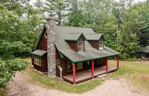 Peaceful tranquil cozy home tucked away in Madison - Wifi