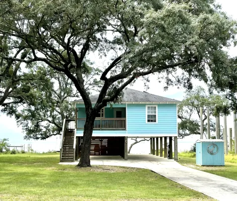 1 ACRE PRIVATE BEACH & PIER, FAMILY & PET FRIENDLY HOME - 4-Star