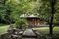 The Arkansan - Chalets