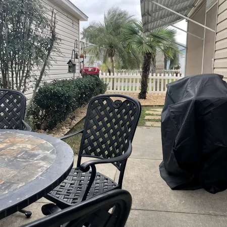 Modern Comfort & Prime Location in the Villages – Golf Cart Included!