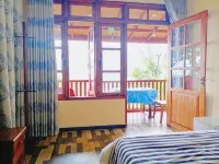 Blue Ribbon Homestay - B&B
