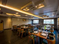 泰米爾人公園飯店 - 機場接送