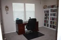 Modern home - quiet neighborhood - Wifi